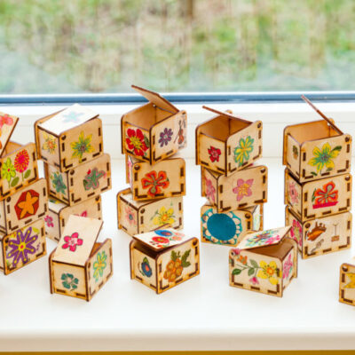 Wooden box craft kit for 12 people