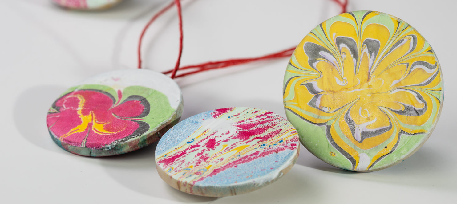 Veepildiga medaljonid