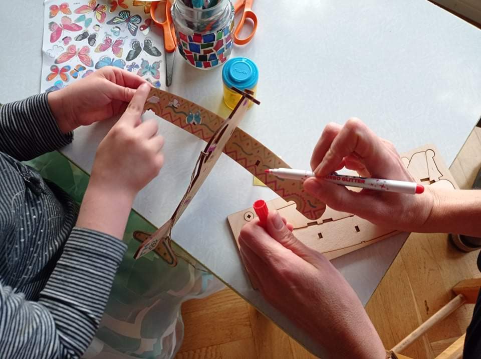 Set of 3+3 wooden craft kits - Image 4